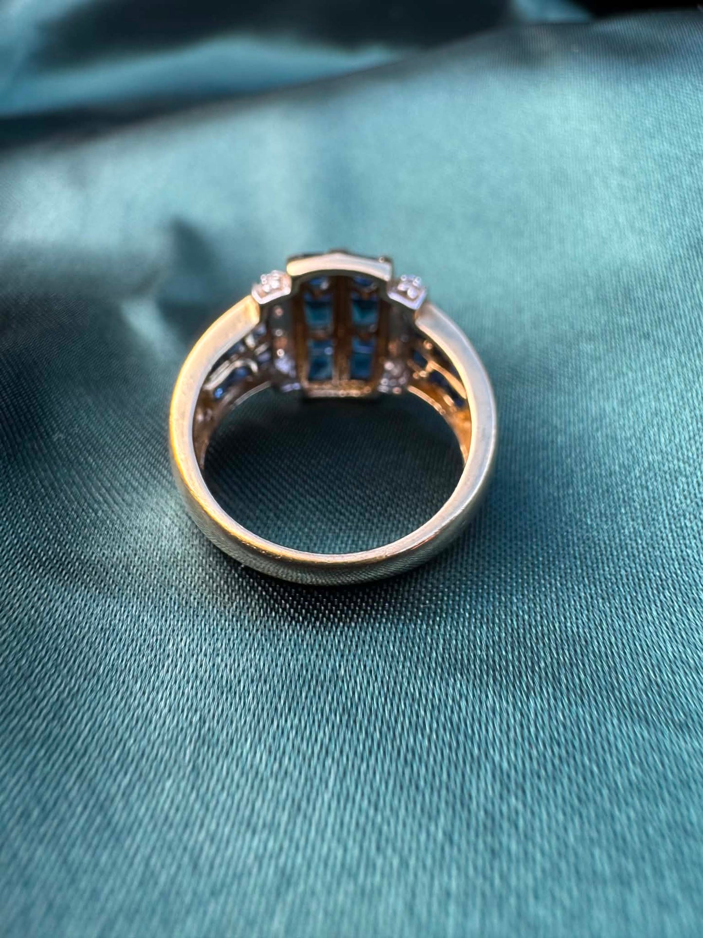 Sapphire and diamond dress ring in 9ct yellow gold, band and reverse view