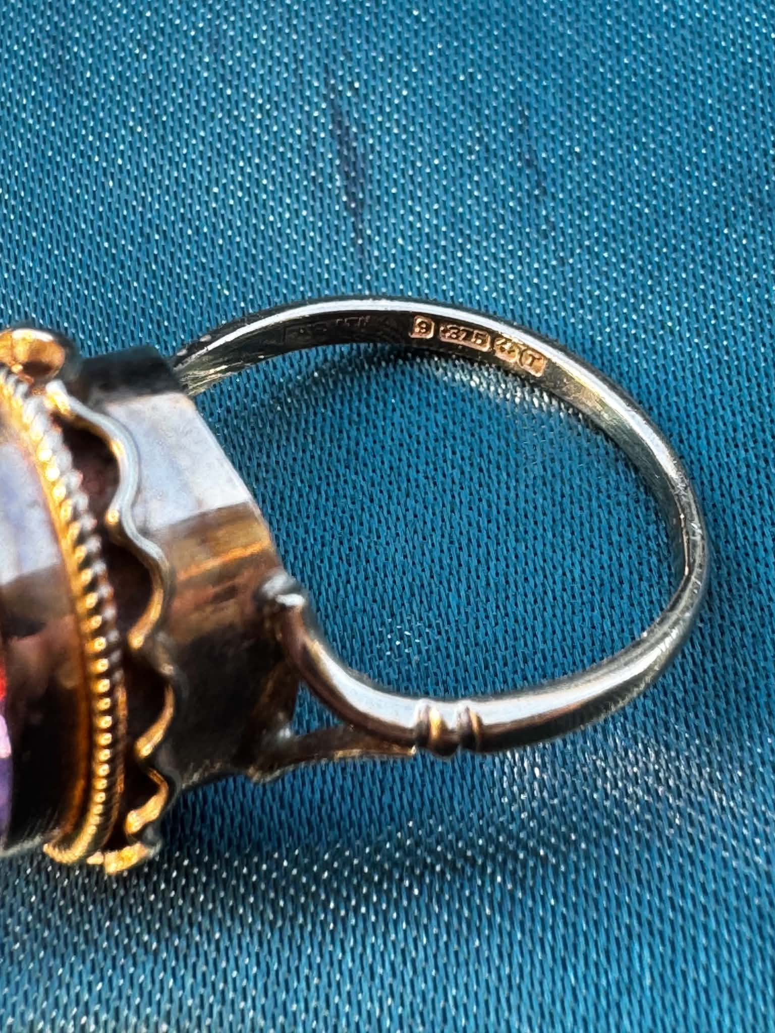 1968 Amethyst Solitaire Ring in 9ct Gold — top-side view showing ring band and gold setting