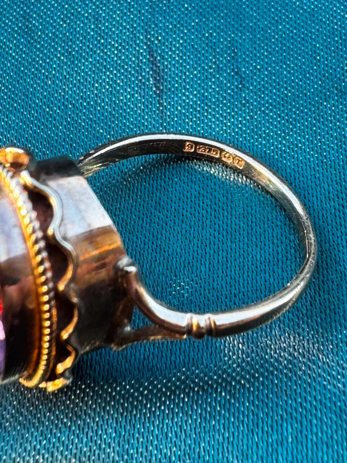 1968 Amethyst Solitaire Ring in 9ct Gold — top-side view showing ring band and gold setting