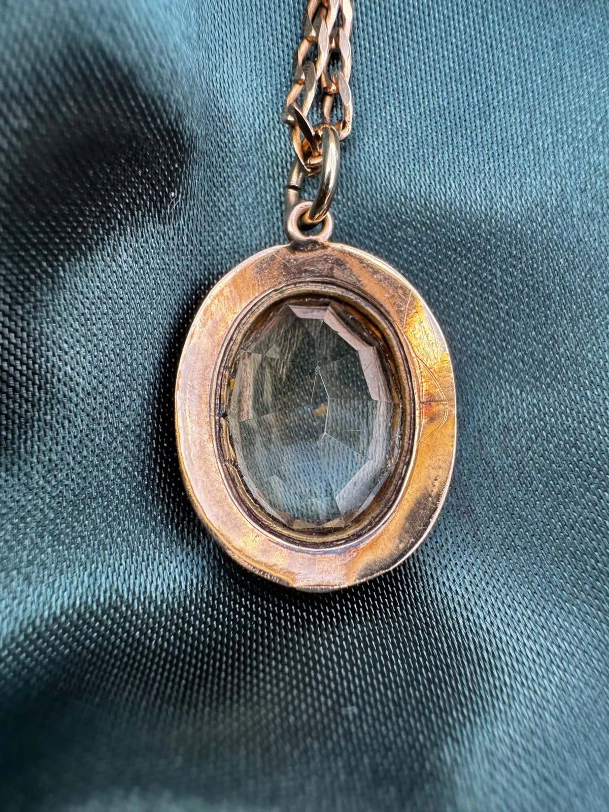 Citrine Pendant in 9ct Gold — reverse view showing gold setting