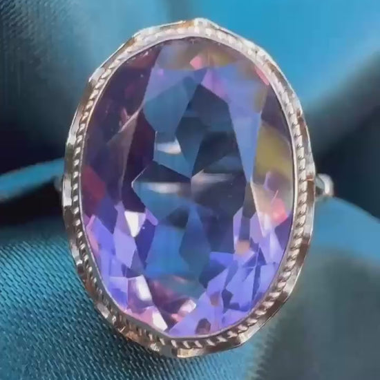 1968 amethyst solitaire ring in 9ct gold